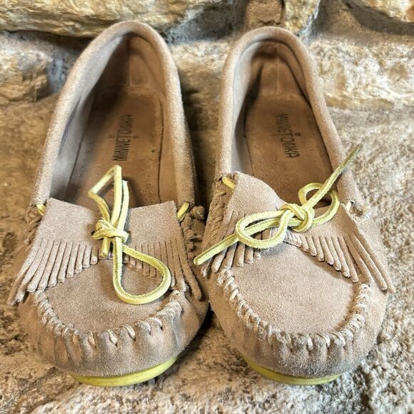 MINNETONKA 326x Beige/Tan Suede Nubuck Moccasins Neon Yellow Tie Soles W’s 8 - Picture 3 of 8